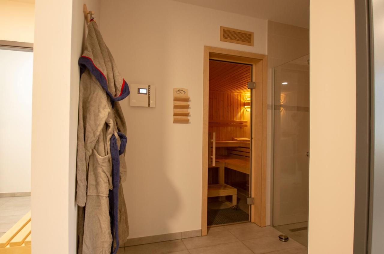 Albert-Inn-Glowe - Barrierefrei & 3 Schlafzimmer & Coworking & Strandkorb-Saisonal & Sauna Im Haus & Fahrraeder Exteriör bild
