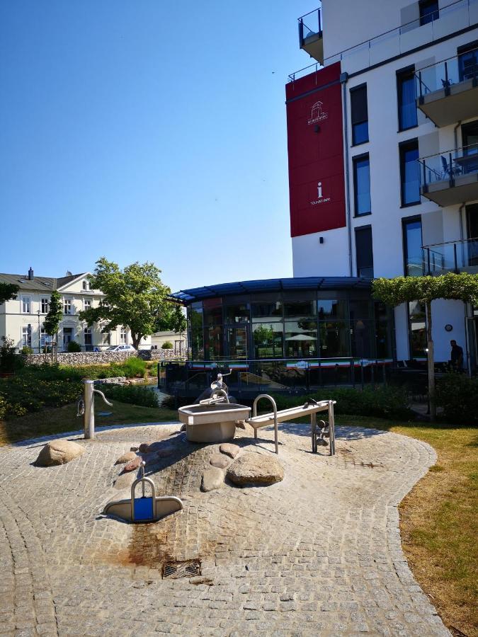 Albert-Inn-Glowe - Barrierefrei & 3 Schlafzimmer & Coworking & Strandkorb-Saisonal & Sauna Im Haus & Fahrraeder Exteriör bild